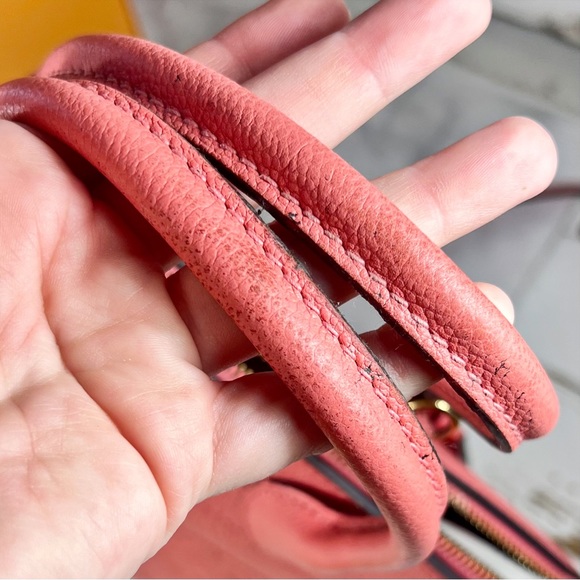 Louis Vuitton Monogram Empreinte Pont Neuf MM - Picture 6 of 13